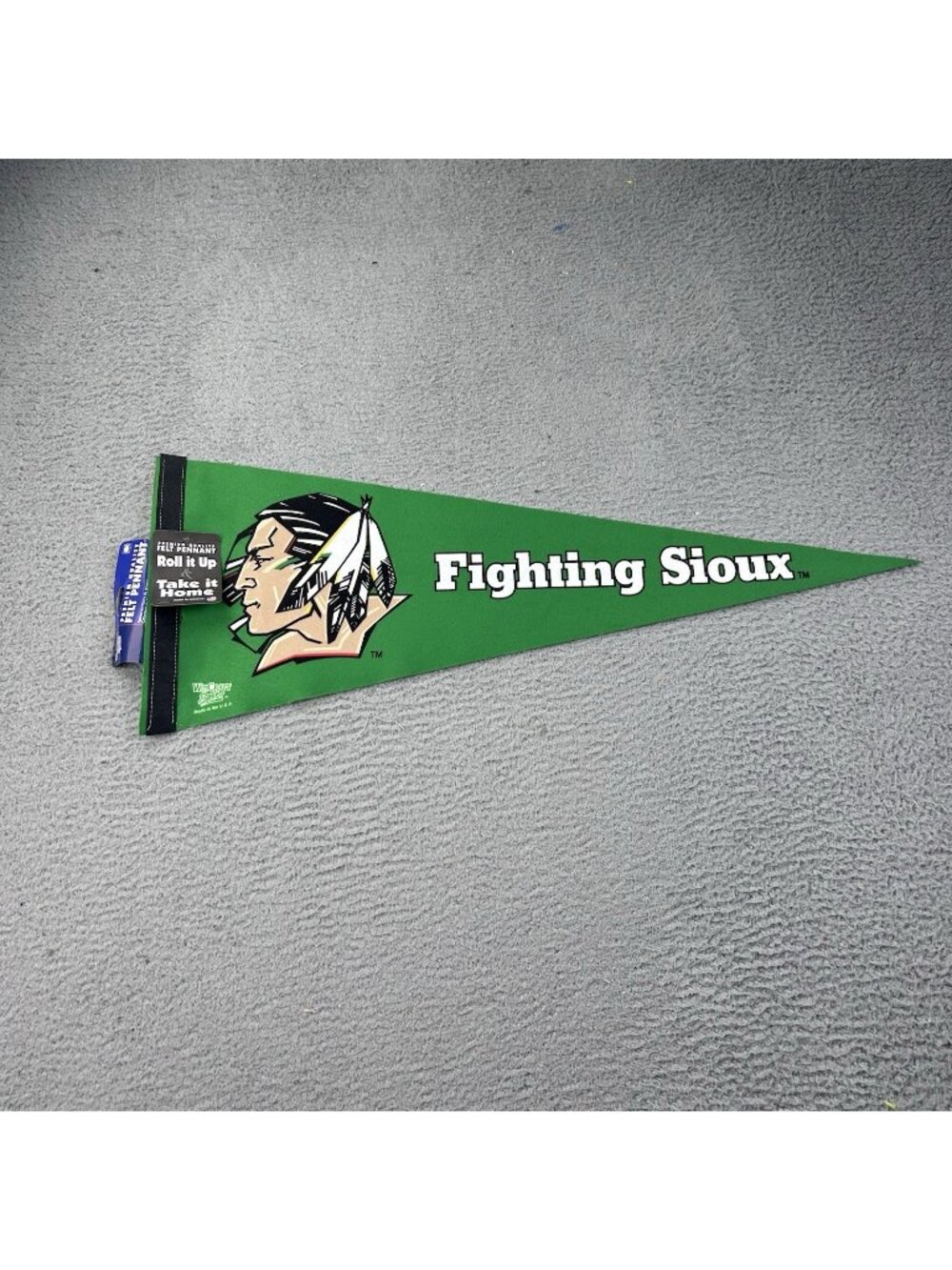 North Dakota Fighting Sioux Pennant UND Green Hockey College